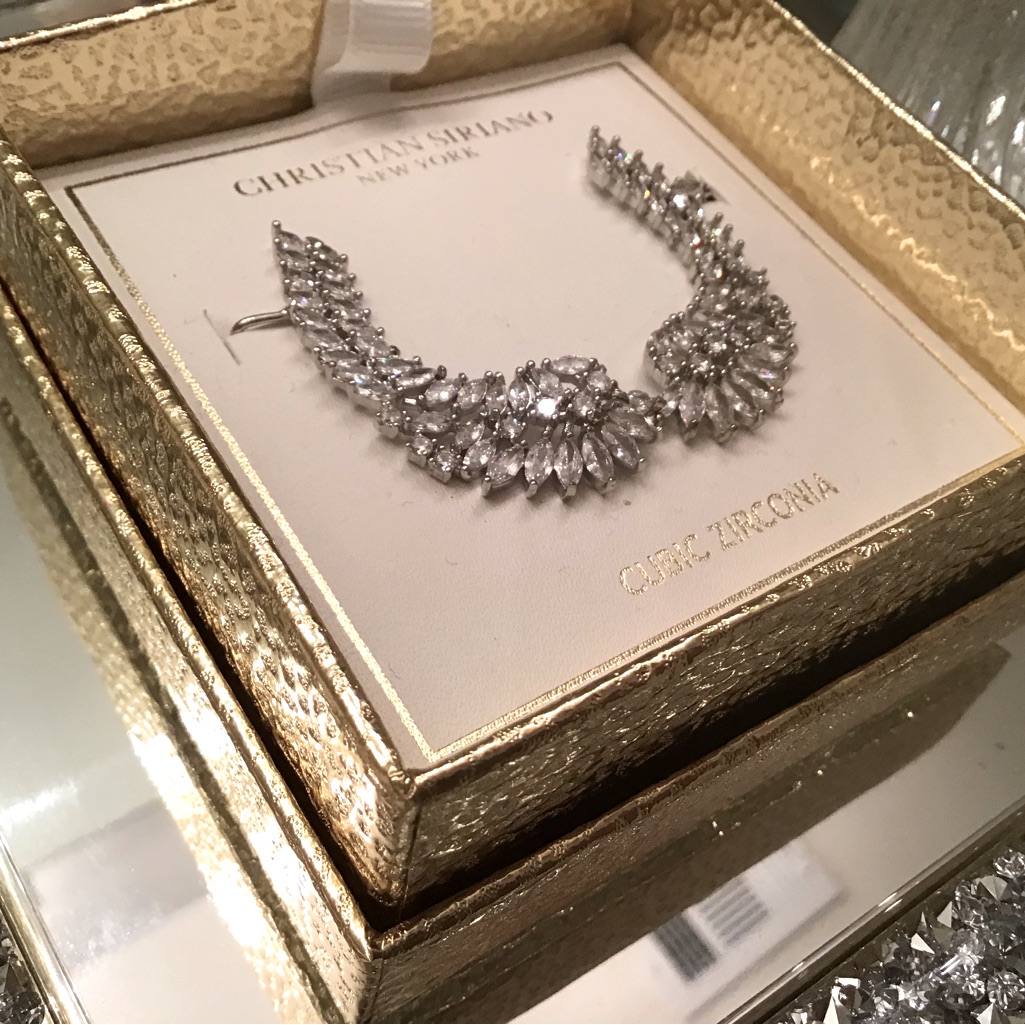 Beautiful Crystal Designer Earrings 29$
